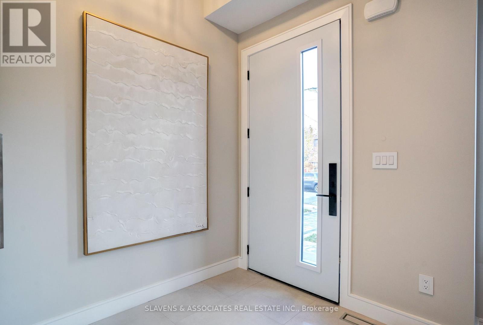 3d Linton Avenue, Toronto, Ontario  M1N 1W5 - Photo 4 - E12485202