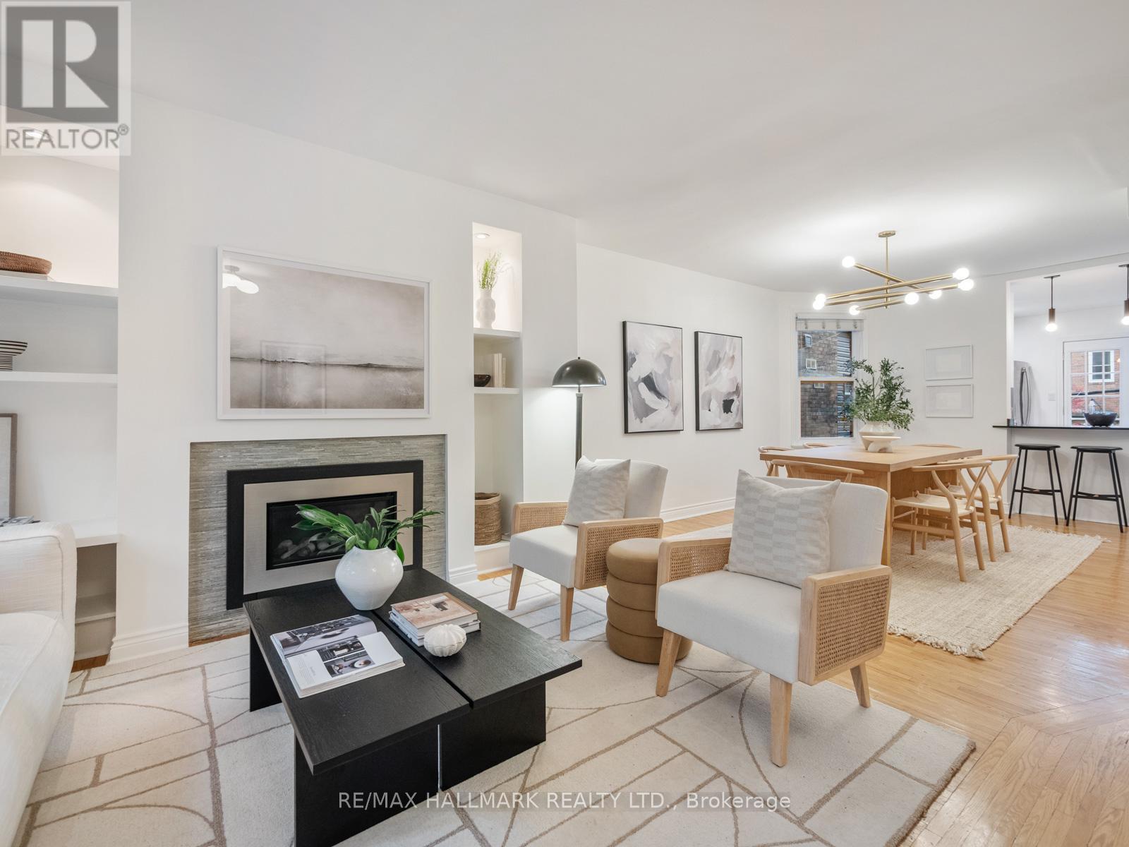 31 Tennis Crescent, Toronto (North Riverdale), Ontario  M4K 1J4 - Photo 2 - E12485207