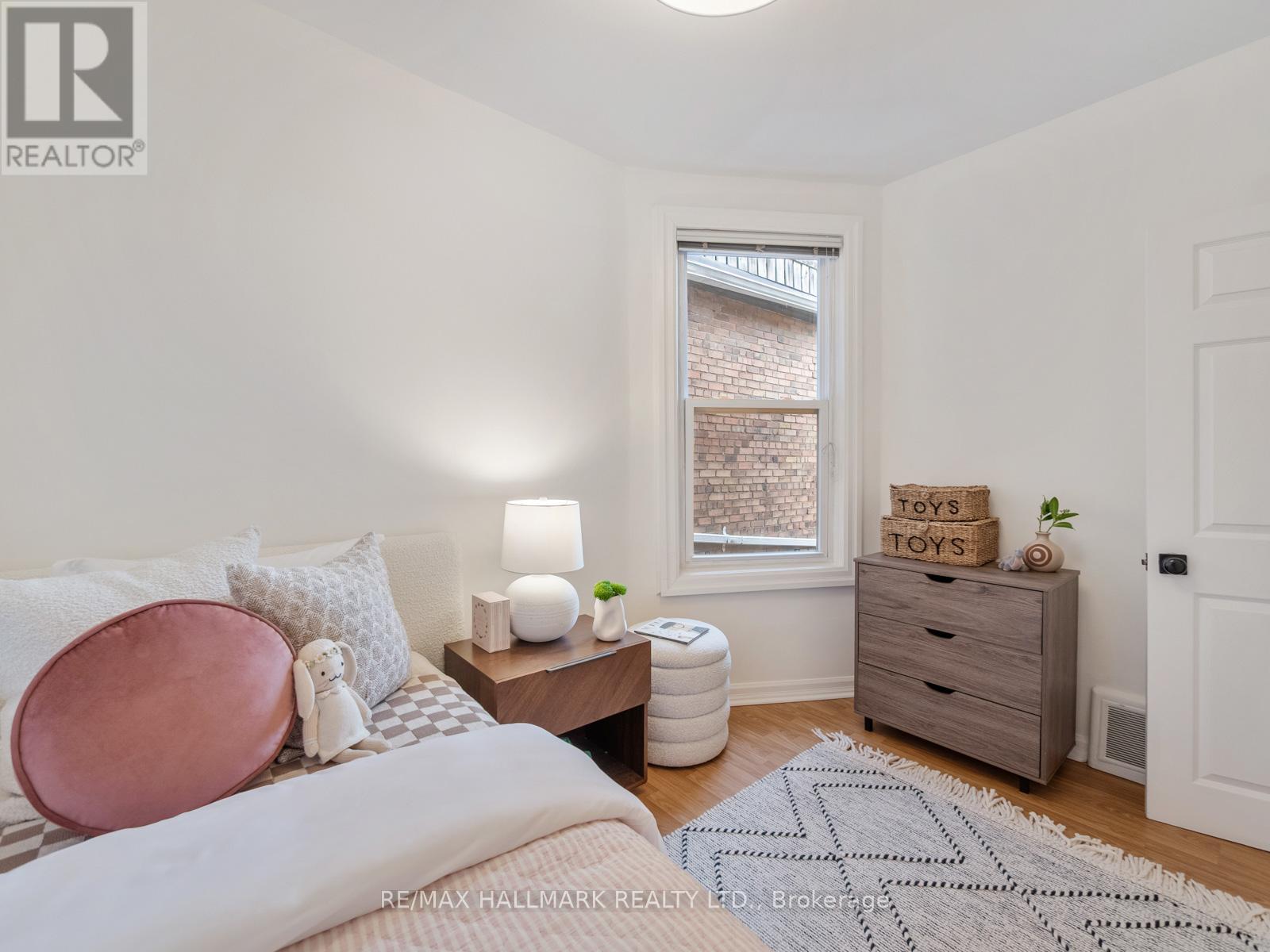 31 Tennis Crescent, Toronto (North Riverdale), Ontario  M4K 1J4 - Photo 25 - E12485207