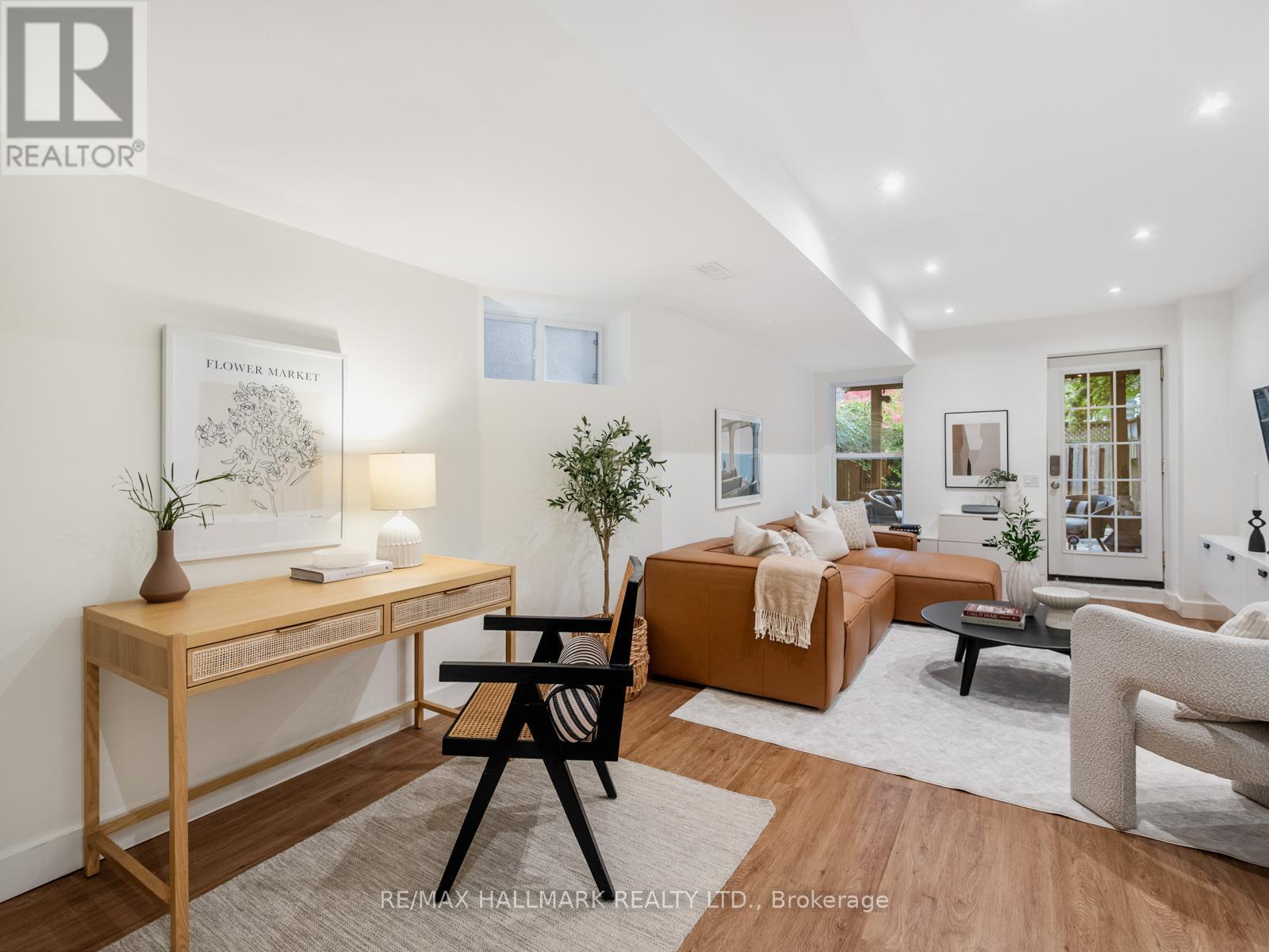 31 Tennis Crescent, Toronto (North Riverdale), Ontario  M4K 1J4 - Photo 36 - E12485207