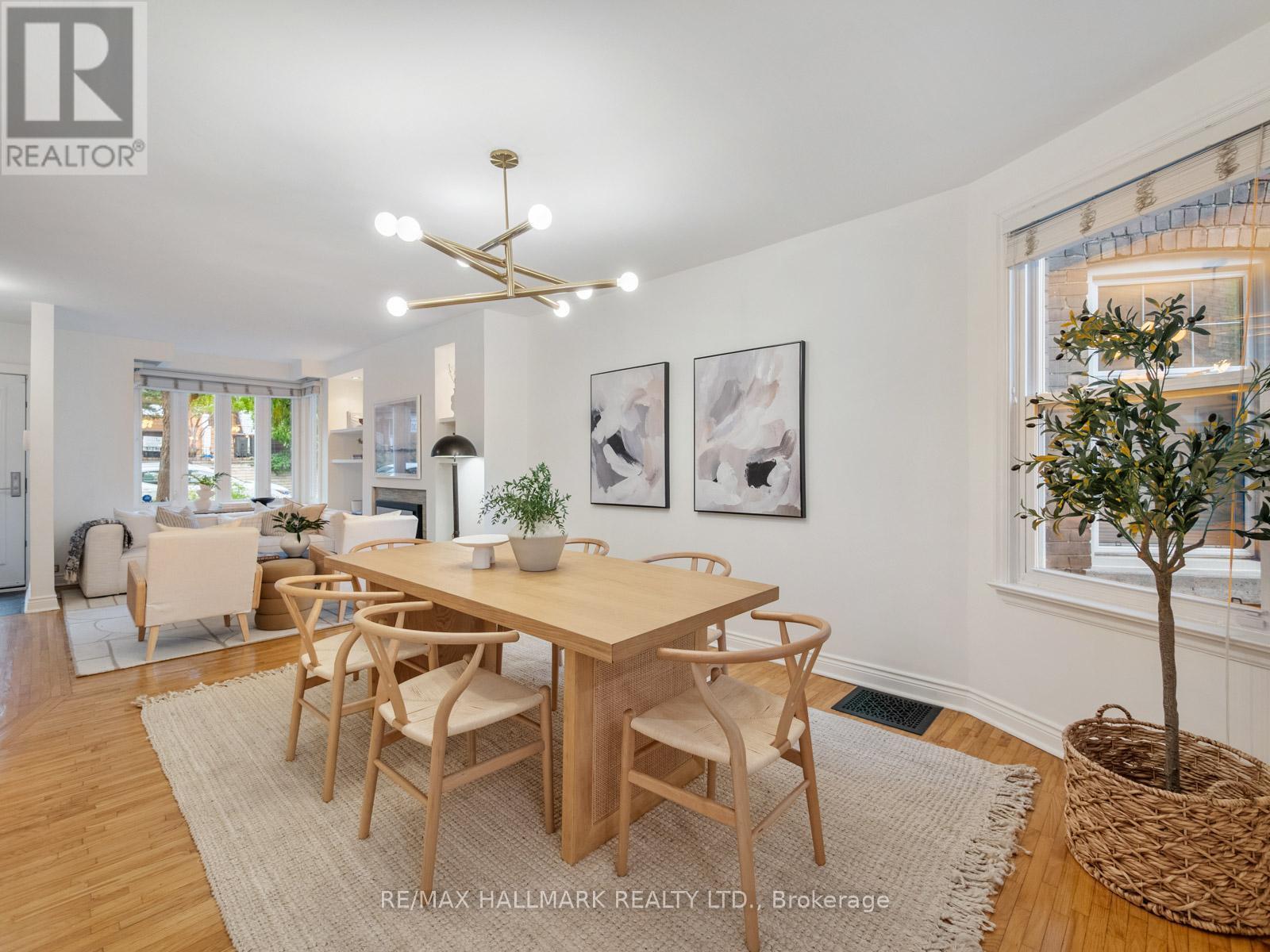 31 Tennis Crescent, Toronto (North Riverdale), Ontario  M4K 1J4 - Photo 9 - E12485207