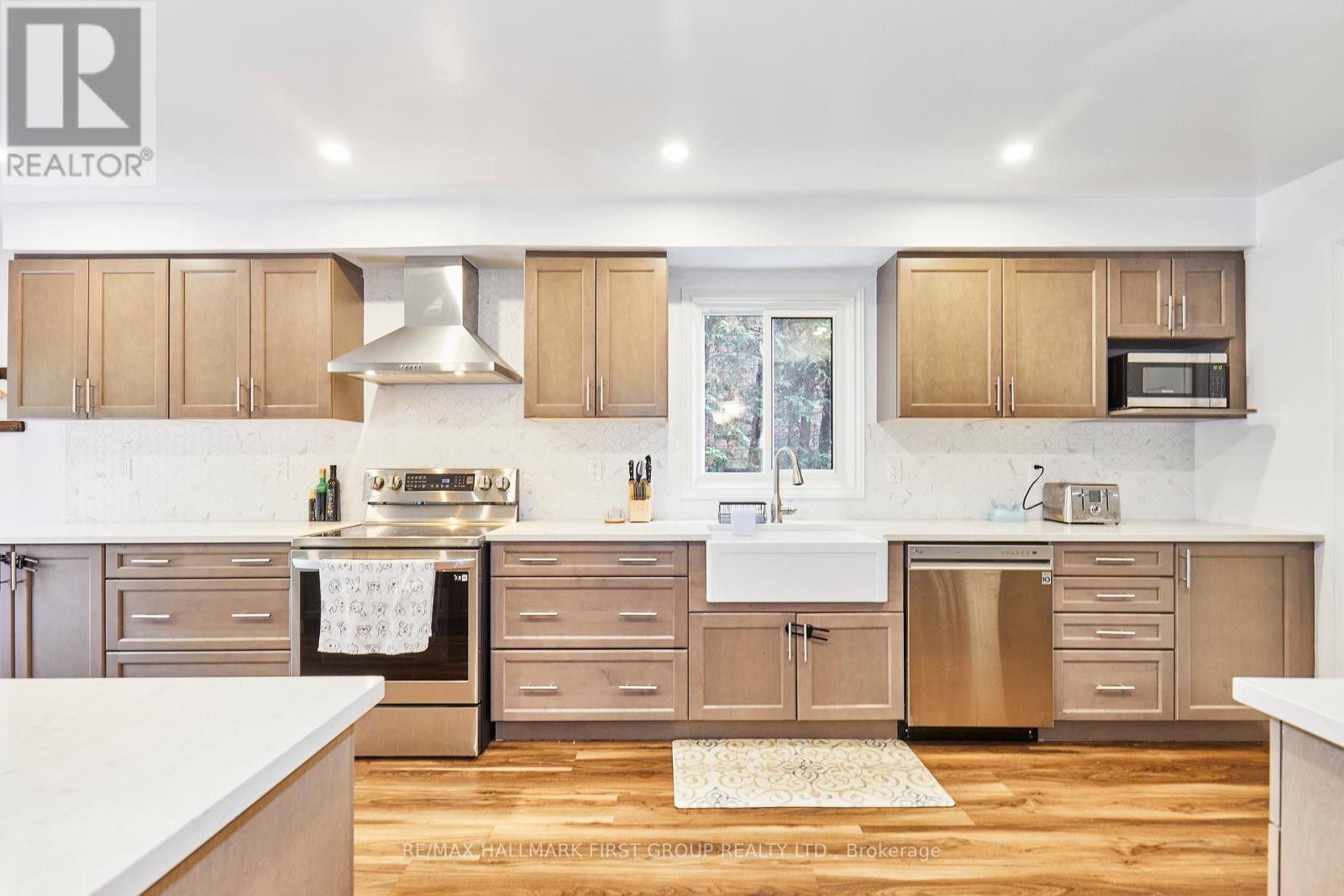 1618 Baggins Street, Pickering, Ontario  L1W 0B6 - Photo 15 - E12485218