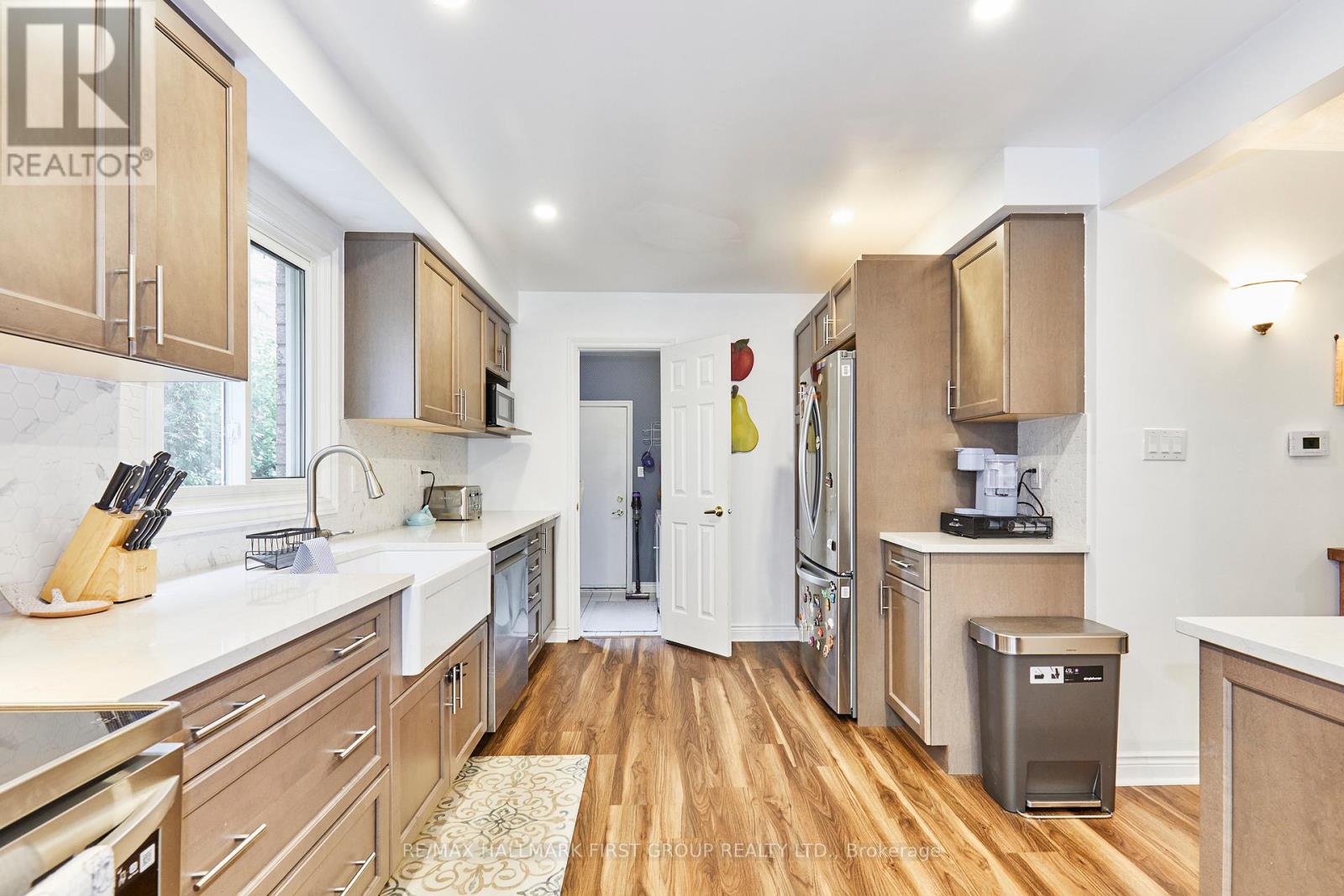 1618 Baggins Street, Pickering, Ontario  L1W 0B6 - Photo 18 - E12485218