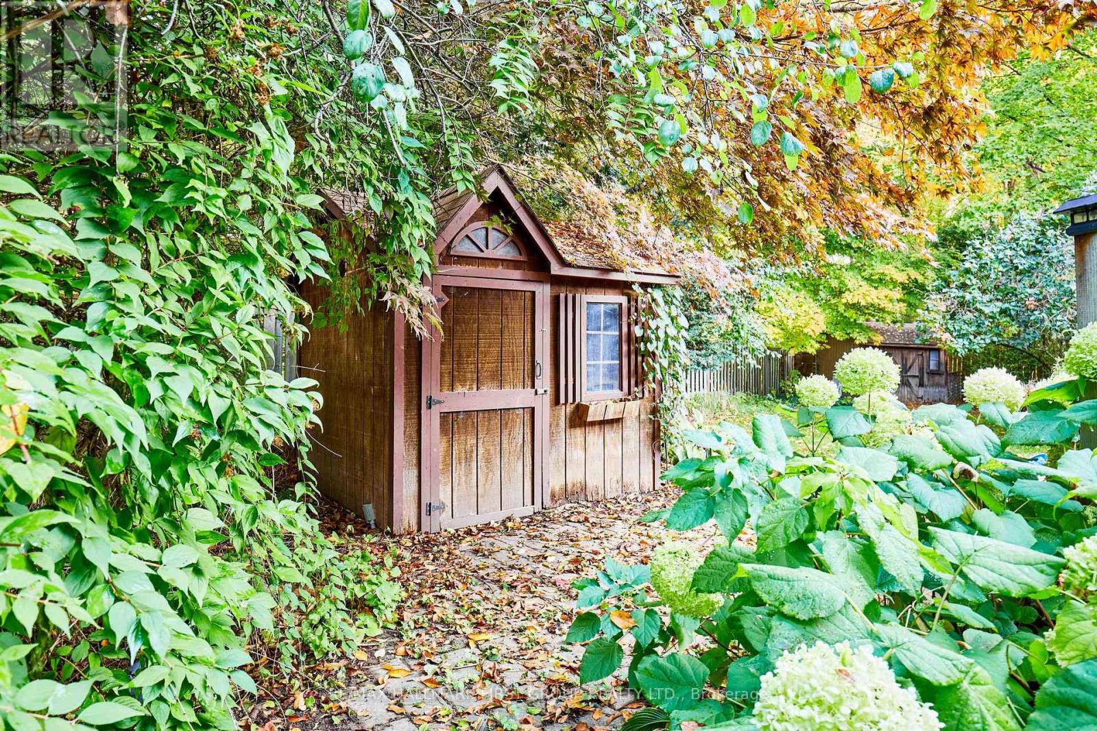 1618 Baggins Street, Pickering, Ontario  L1W 0B6 - Photo 3 - E12485218