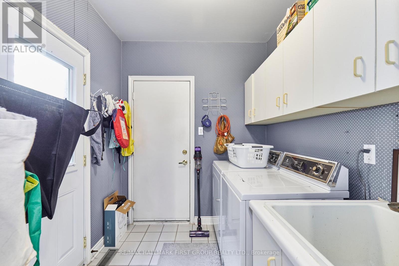 1618 Baggins Street, Pickering, Ontario  L1W 0B6 - Photo 37 - E12485218