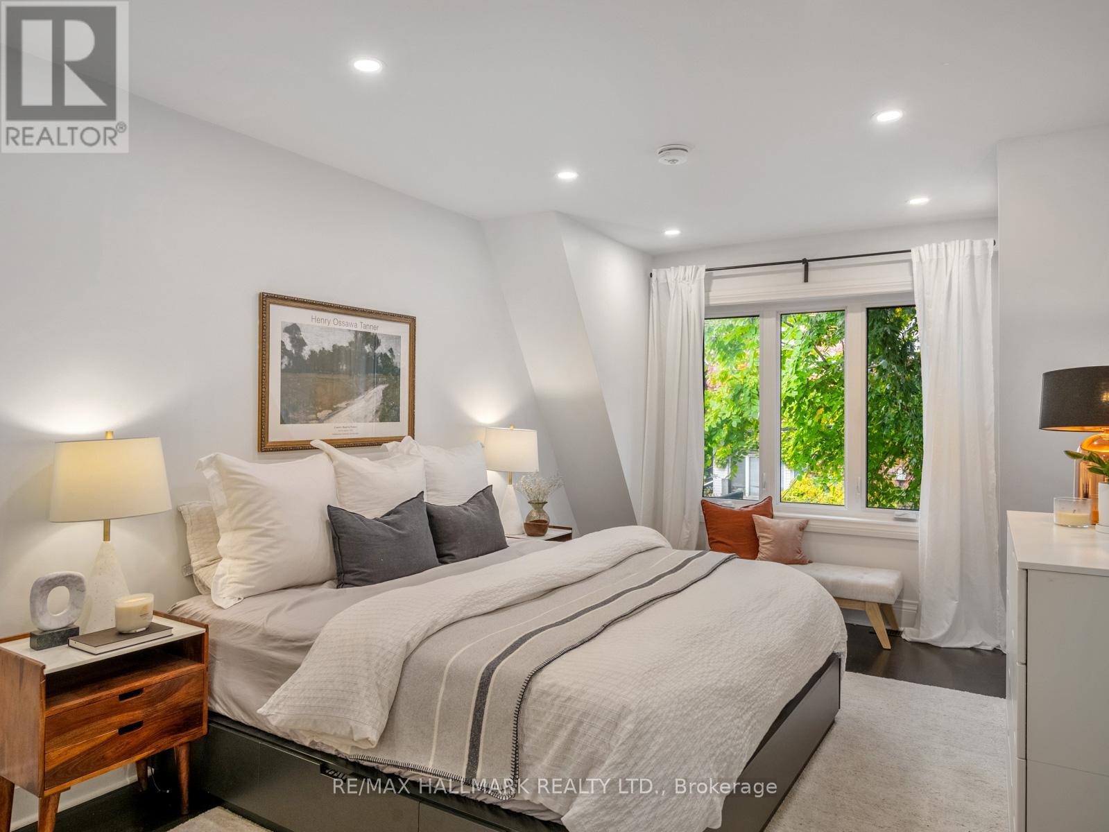 28 Sproat Avenue, Toronto, Ontario  M4M 1W4 - Photo 16 - E12485241