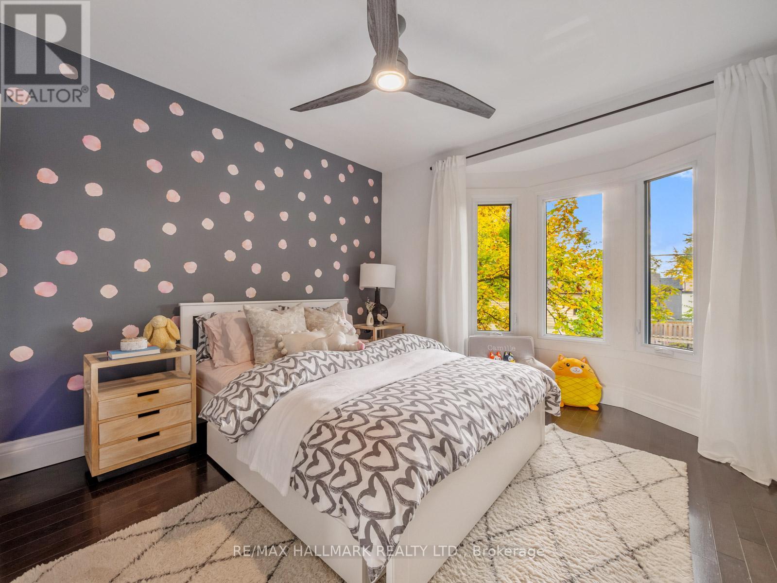 28 Sproat Avenue, Toronto, Ontario  M4M 1W4 - Photo 18 - E12485241