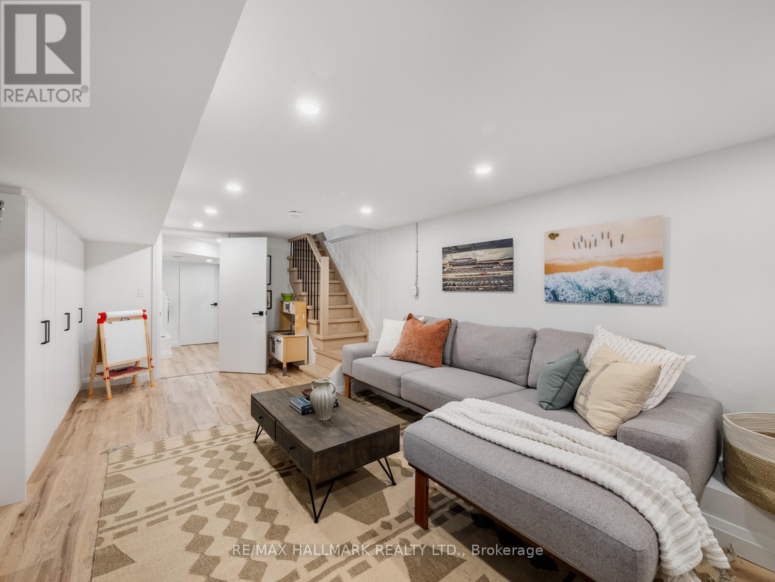 28 Sproat Avenue, Toronto, Ontario  M4M 1W4 - Photo 35 - E12485241