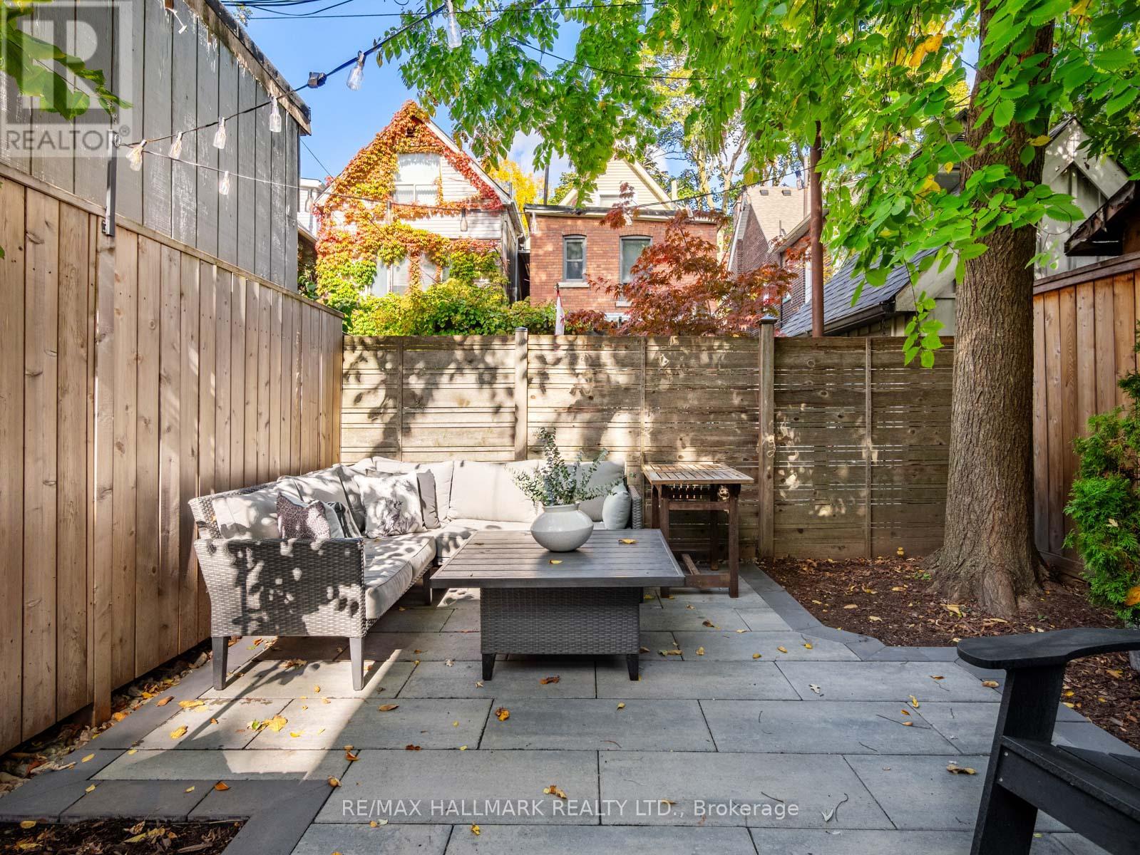 28 Sproat Avenue, Toronto, Ontario  M4M 1W4 - Photo 43 - E12485241