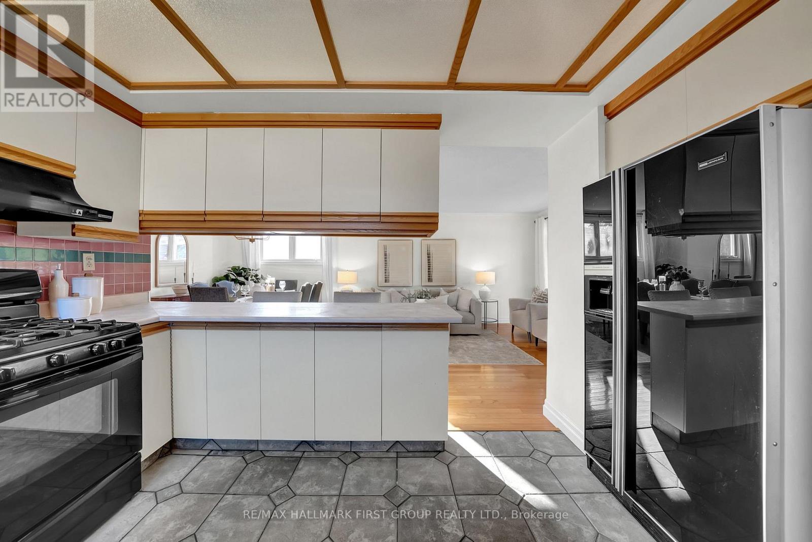 111 Emperor Street, Ajax, Ontario  L1S 1N3 - Photo 10 - E12485278