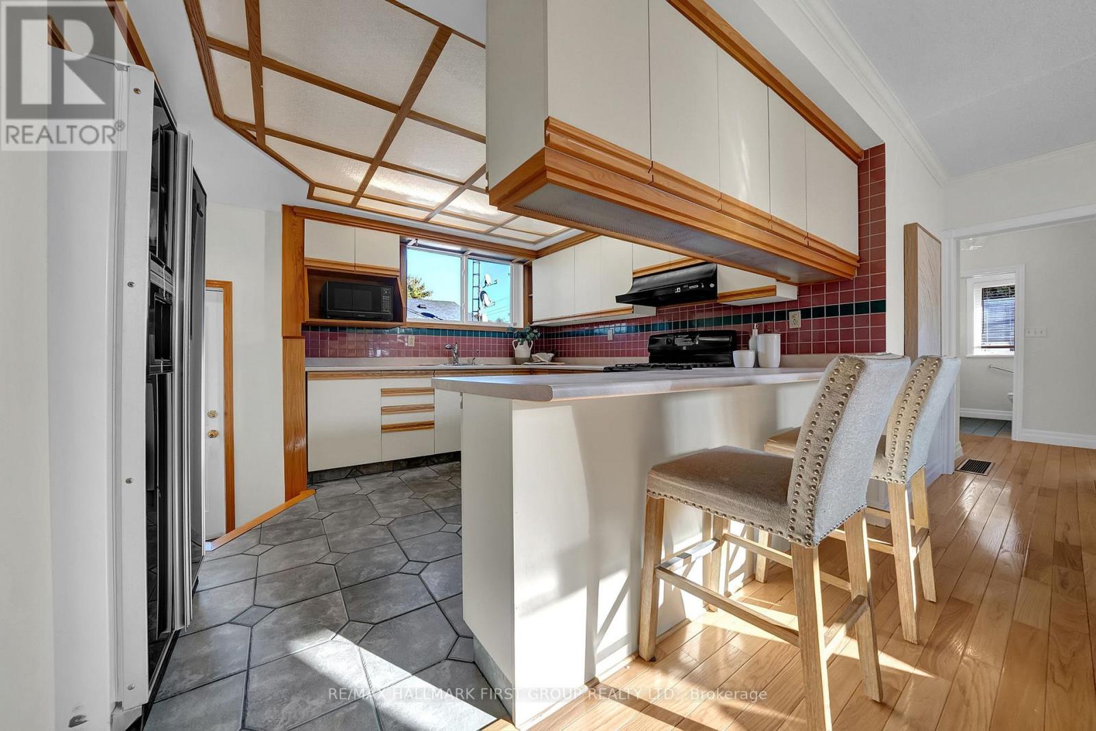 111 Emperor Street, Ajax, Ontario  L1S 1N3 - Photo 9 - E12485278