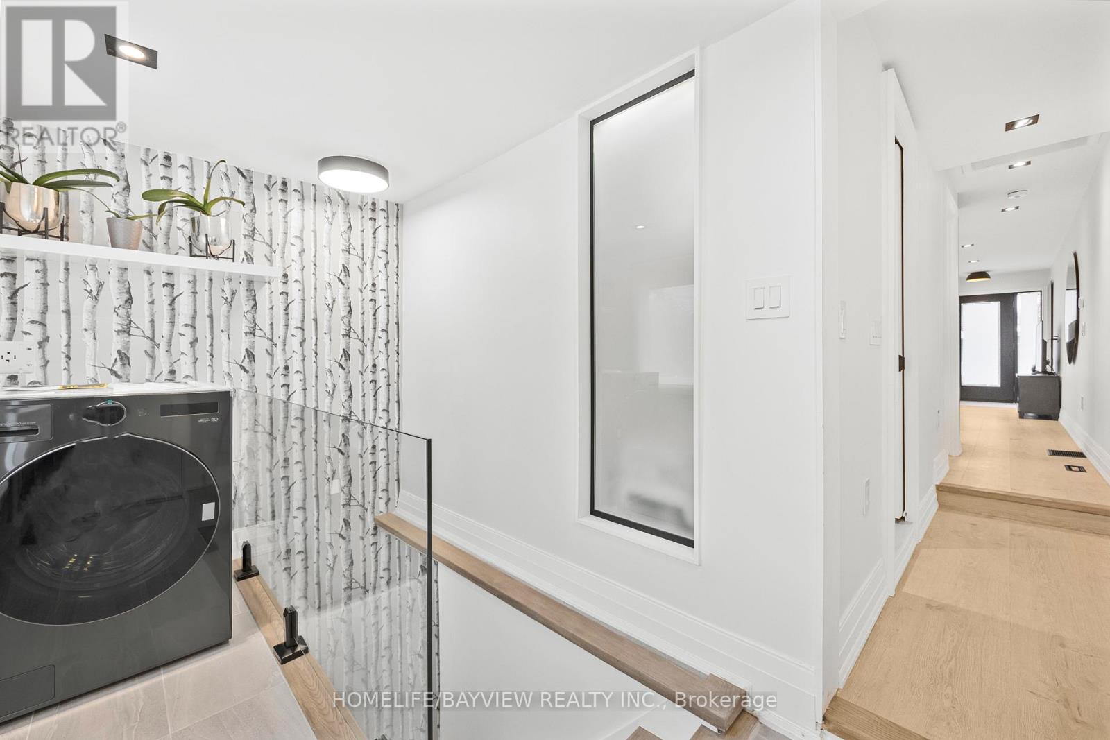 9 Kenworthy Avenue, Toronto (Oakridge), Ontario  M1L 3B1 - Photo 16 - E12485287