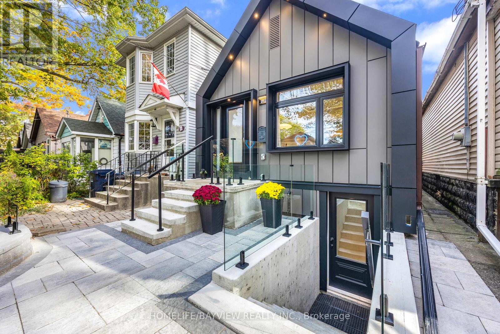 9 Kenworthy Avenue, Toronto (Oakridge), Ontario  M1L 3B1 - Photo 3 - E12485287