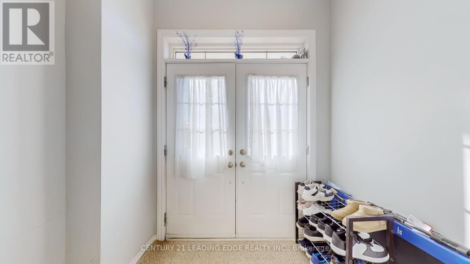 3 Royal Collection Way, Whitby, Ontario  L1P 0P1 - Photo 7 - E12485298