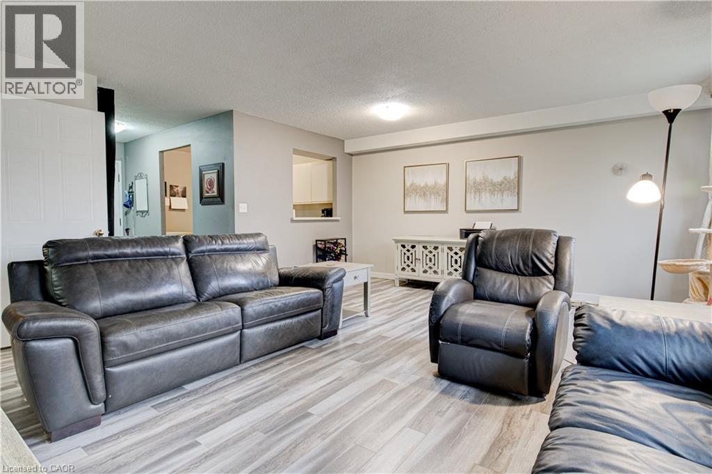 18 Holborn Court Unit# 104, Kitchener, Ontario  N2A 4A1 - Photo 11 - 40782470