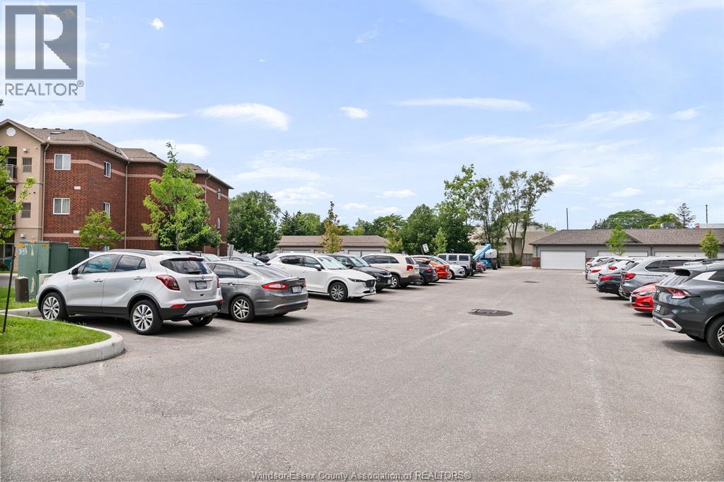 1888 Westview Unit# 205, Lasalle, Ontario  N9H 0M1 - Photo 30 - 25027333