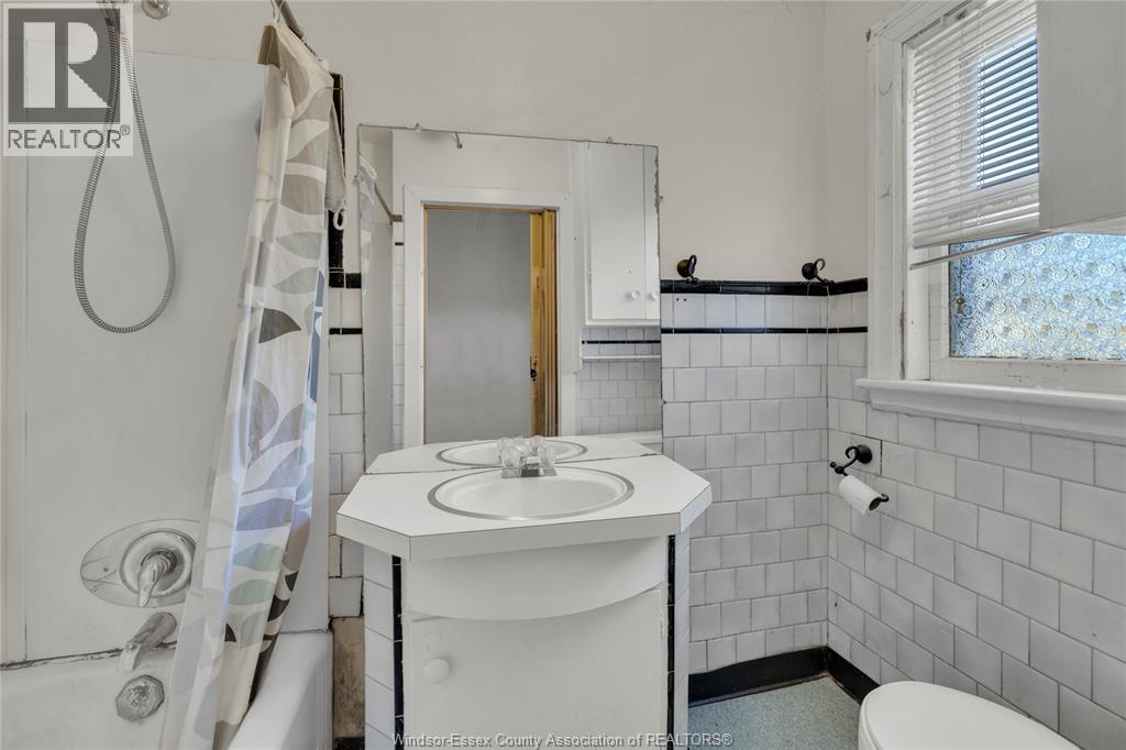 17 Buchanan Street, Wheatley, Ontario  N0P 2P0 - Photo 13 - 25027327