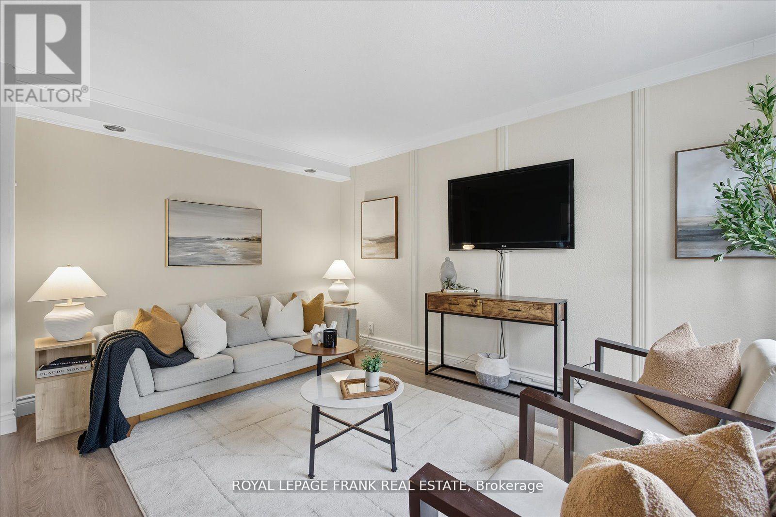 71 Lasalle Avenue, Oshawa, Ontario  L1H 5Y3 - Photo 3 - E12485391