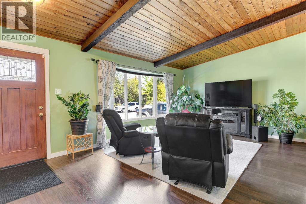 Property at 7609 103 Street image 3