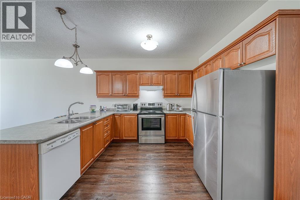 667 Southwood Way Unit# 2, Woodstock, Ontario  N4S 9A6 - Photo 8 - 40771944