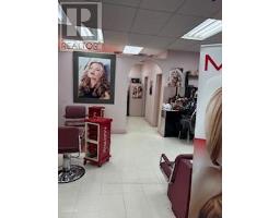 2818 VICTORIA PARK AVENUE, Toronto, Ontario