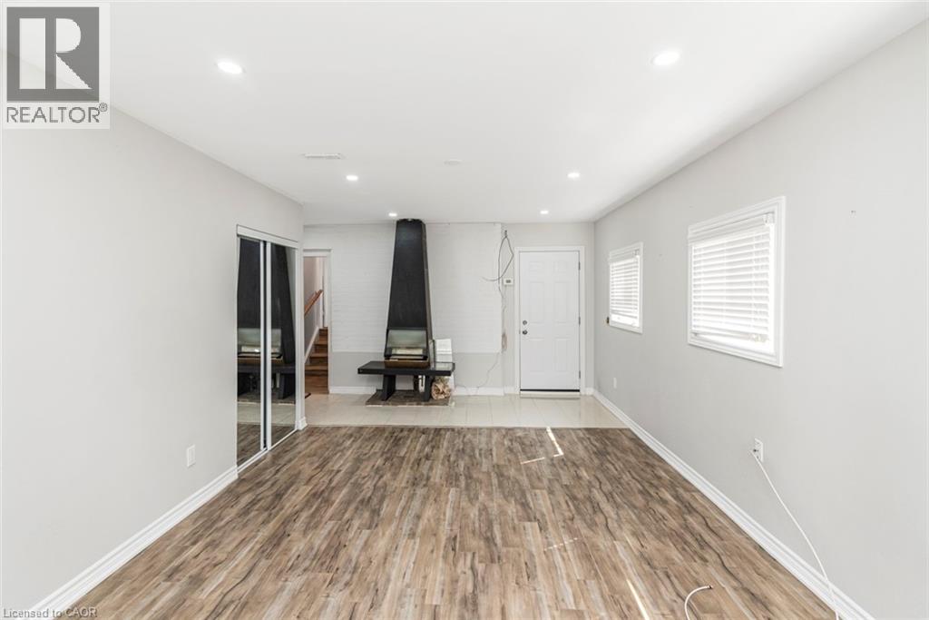 2278 Mount Forest Drive, Burlington, Ontario  L7P 1J2 - Photo 17 - 40782342