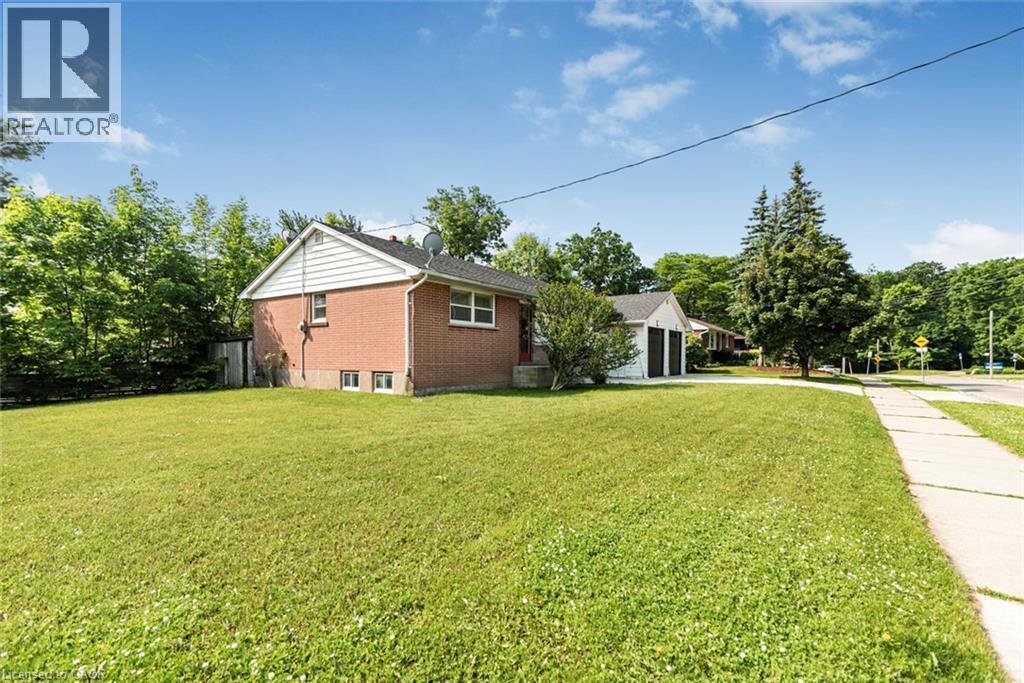 2278 Mount Forest Drive, Burlington, Ontario  L7P 1J2 - Photo 5 - 40782342