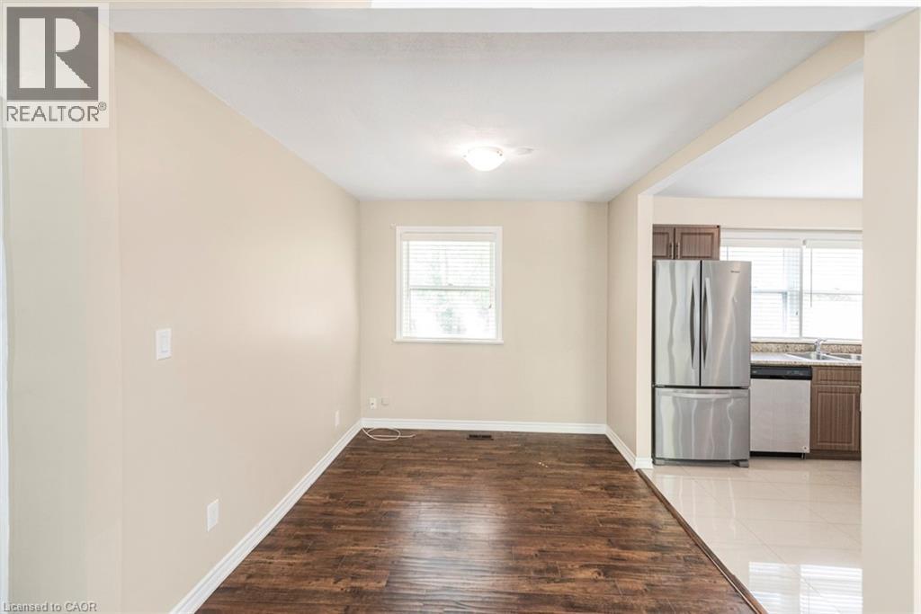 2278 Mount Forest Drive, Burlington, Ontario  L7P 1J2 - Photo 12 - 40782342