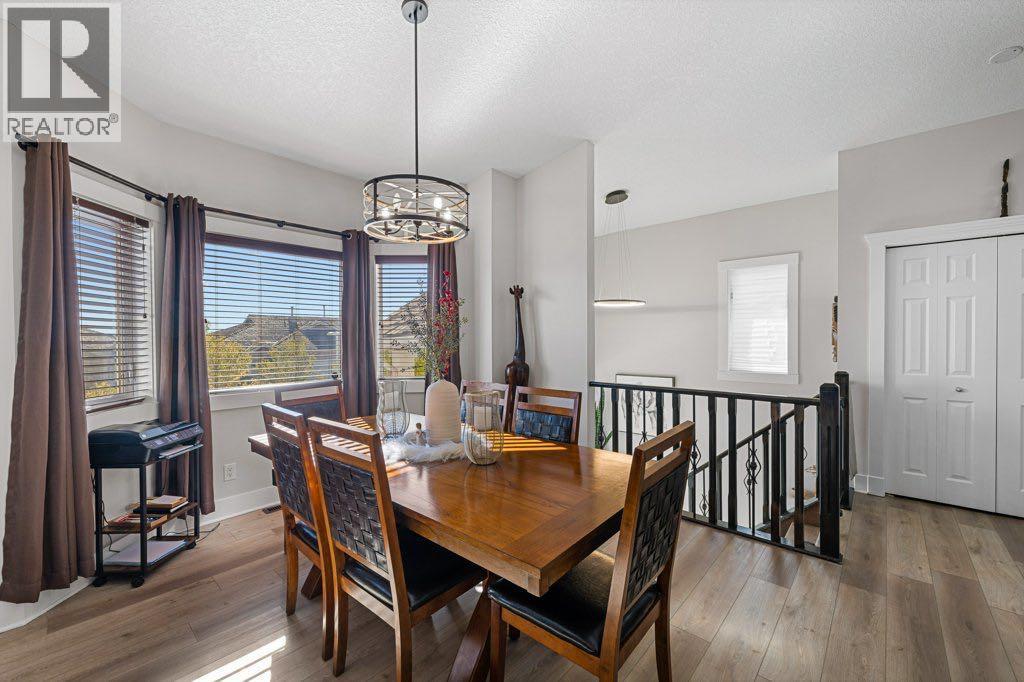 528 Rocky Vista Gardens Nw, Calgary, Alberta  T3G 0B7 - Photo 10 - A2259681