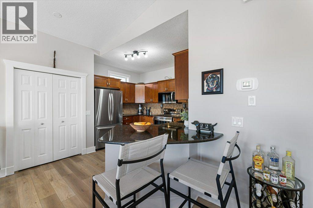 528 Rocky Vista Gardens Nw, Calgary, Alberta  T3G 0B7 - Photo 7 - A2259681