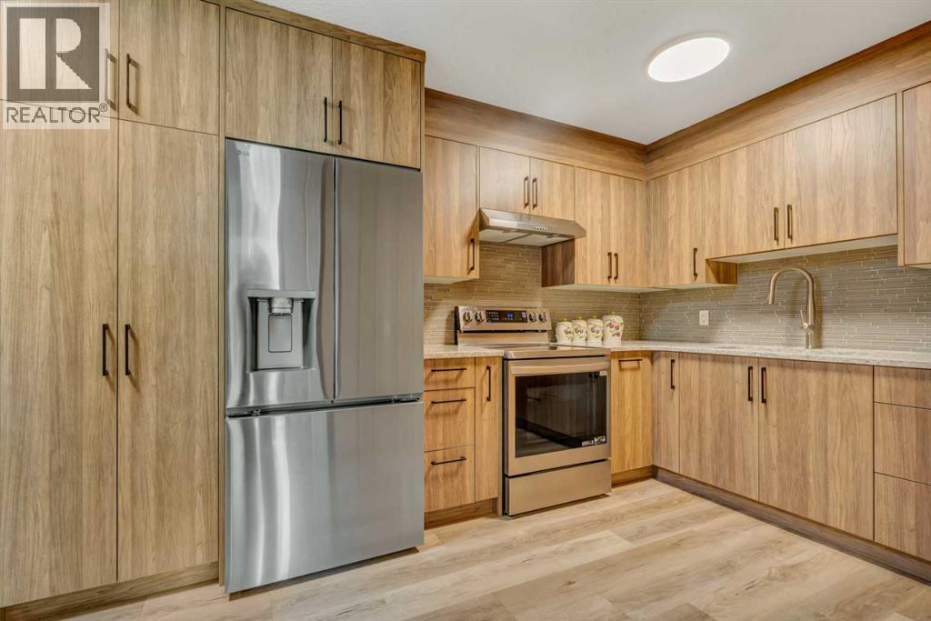 713 44 Street Se, Calgary, Alberta  T2A 3E3 - Photo 3 - A2260817