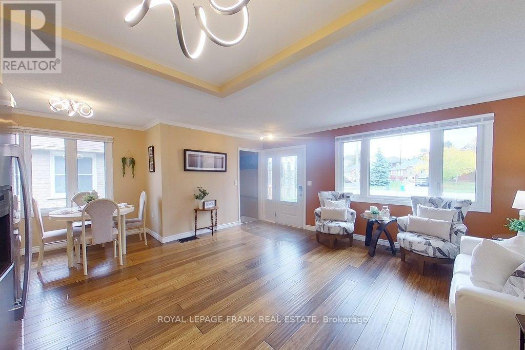 324 Towerhill Road, Peterborough, Ontario  K9H 7R7 - Photo 9 - X12485324