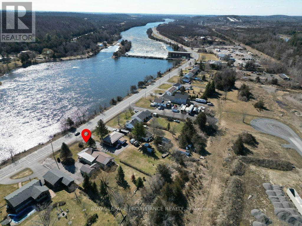 262 South Trent Street, Quinte West, Ontario K0K 1C0 - Photo 44 - X12485381