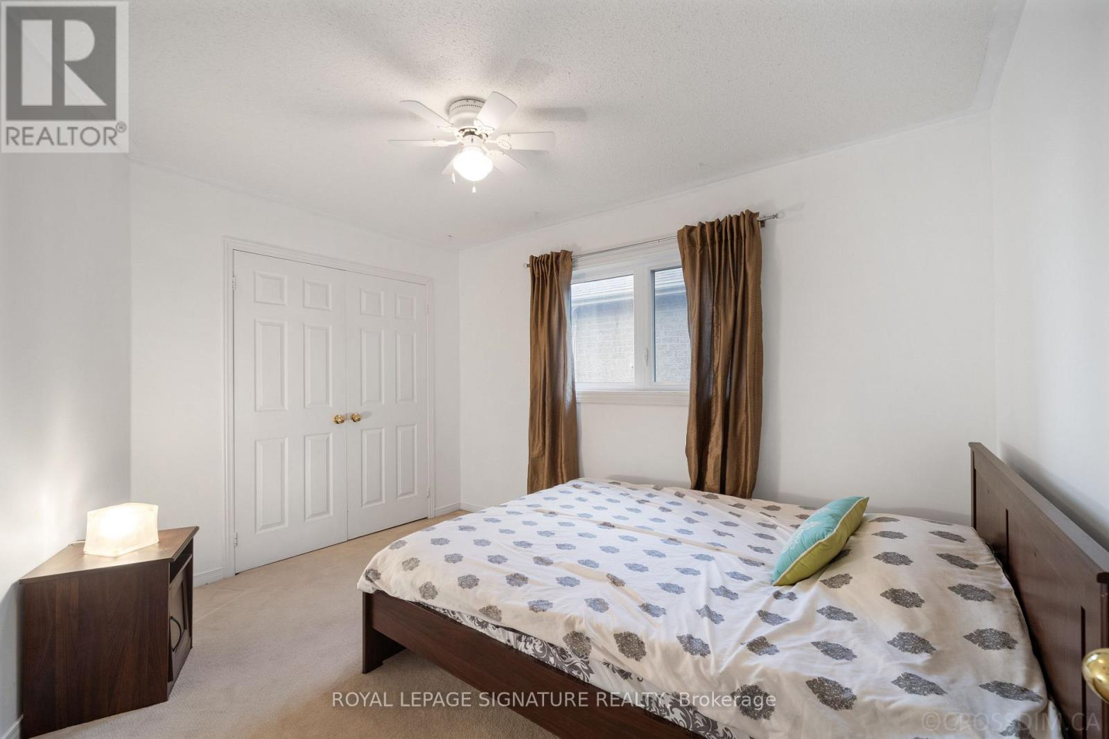 584 Willowick Drive, Newmarket, Ontario  L3X 2A9 - Photo 18 - N12485183