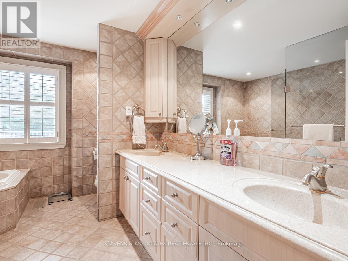 18 Hammok Crescent, Markham, Ontario  L3T 2W9 - Photo 19 - N12485188