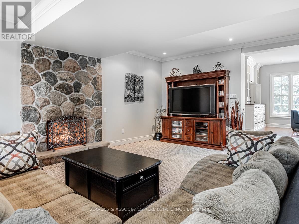 18 Hammok Crescent, Markham, Ontario  L3T 2W9 - Photo 5 - N12485188