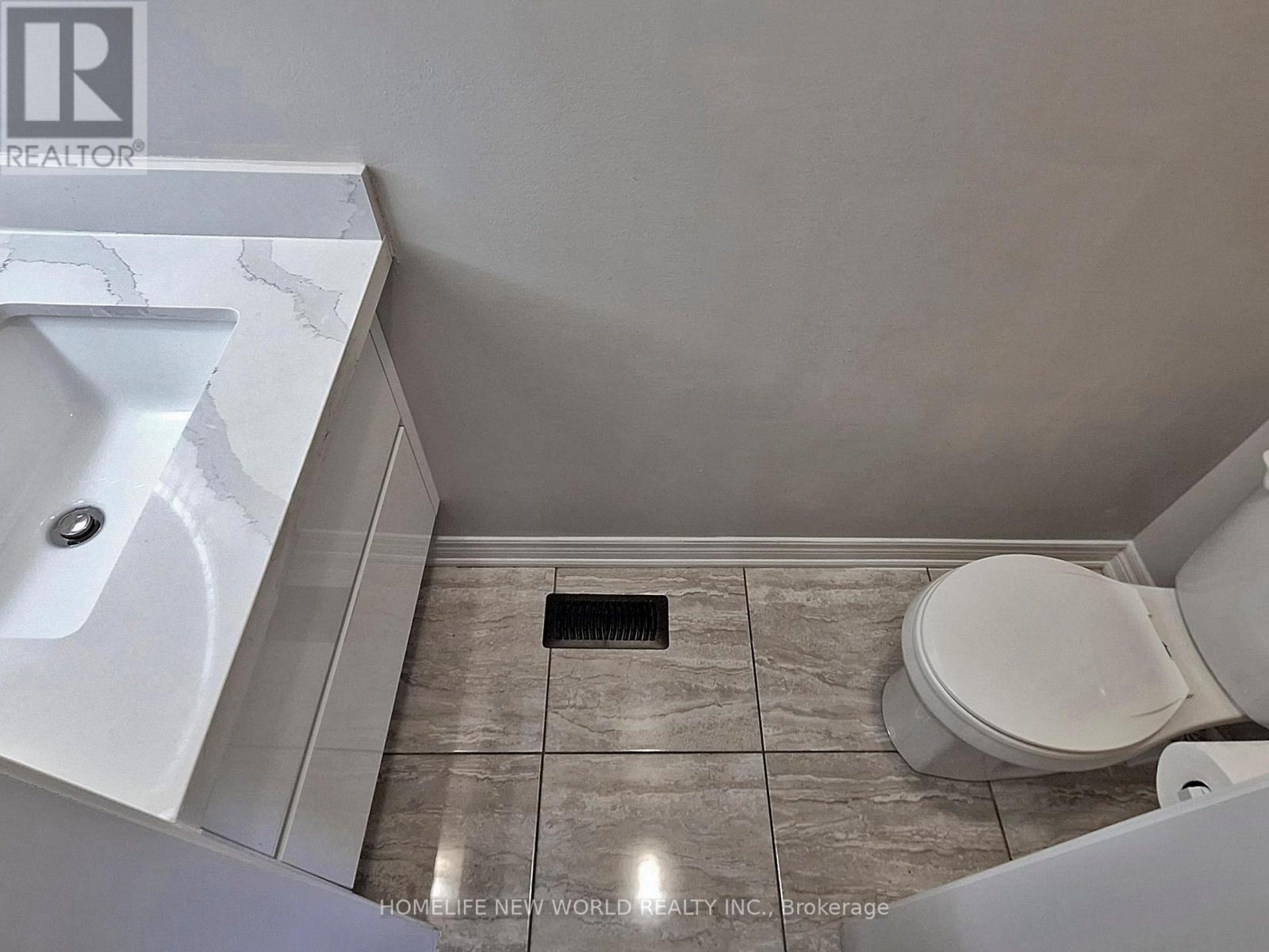 35 Harbord Street, Markham, Ontario  L6C 0X1 - Photo 13 - N12485200