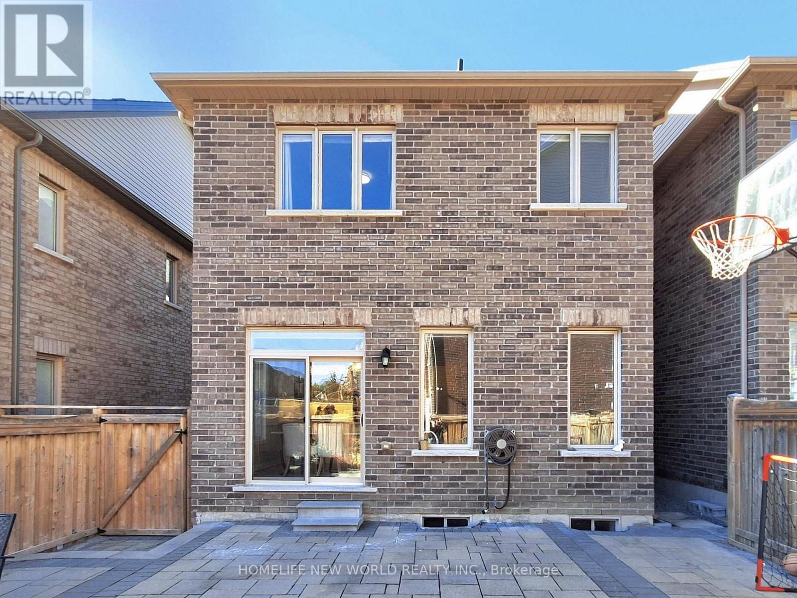 35 Harbord Street, Markham, Ontario  L6C 0X1 - Photo 31 - N12485200