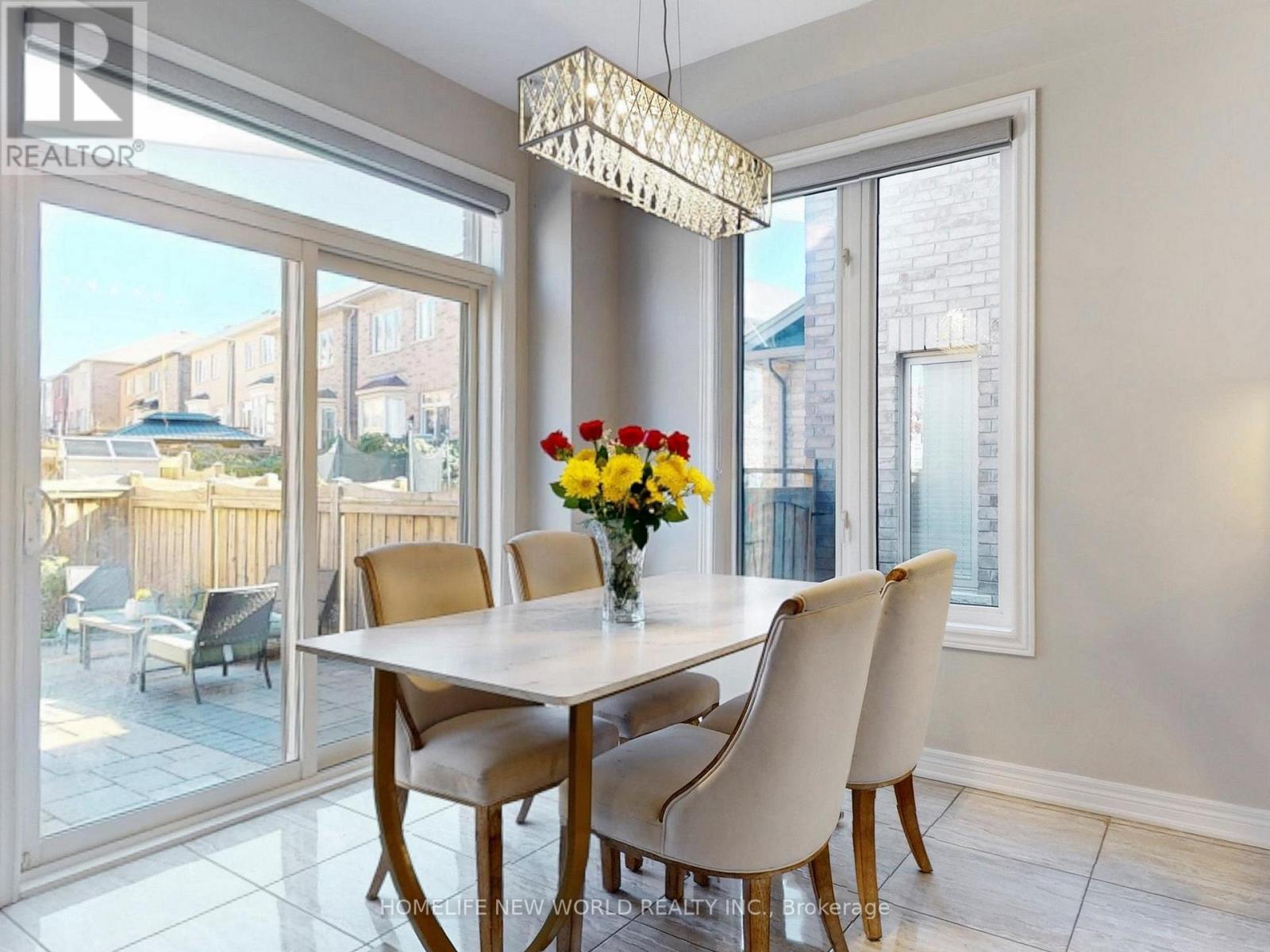 35 Harbord Street, Markham, Ontario  L6C 0X1 - Photo 9 - N12485200