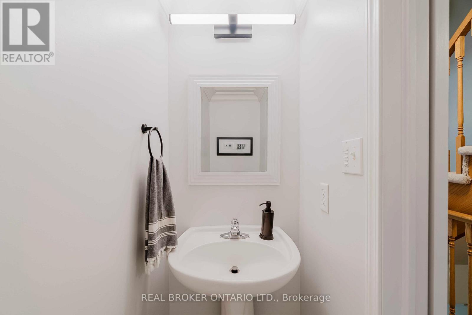 15 Muston Lane, Whitchurch-Stouffville, Ontario  L4A 0P9 - Photo 13 - N12485230