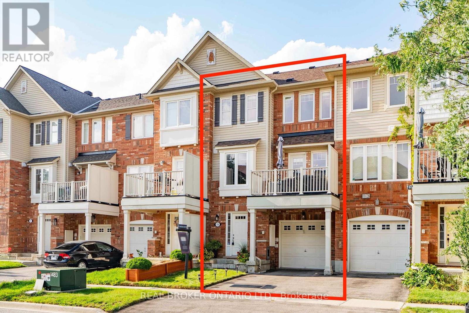 15 Muston Lane, Whitchurch-Stouffville, Ontario  L4A 0P9 - Photo 2 - N12485230