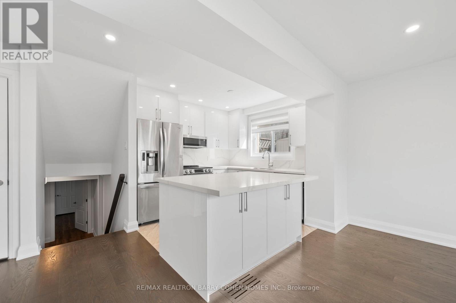 Basement & Back Main Lvl. - 194 Romfield Circuit, Markham, Ontario  L3T 3J1 - Photo 3 - N12485254