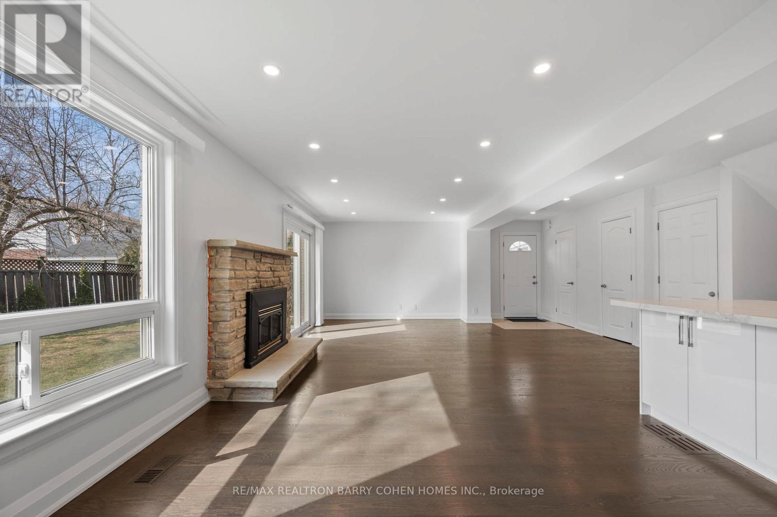 Basement & Back Main Lvl. - 194 Romfield Circuit, Markham, Ontario  L3T 3J1 - Photo 9 - N12485254