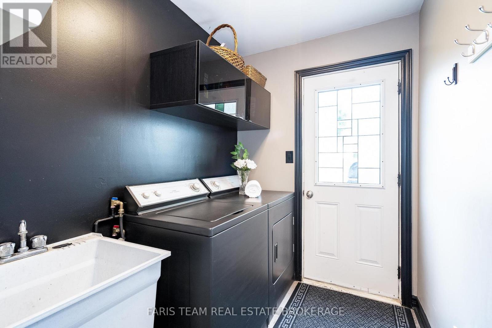 2108 Victoria Street, Innisfil, Ontario  L9S 1K4 - Photo 18 - N12485266