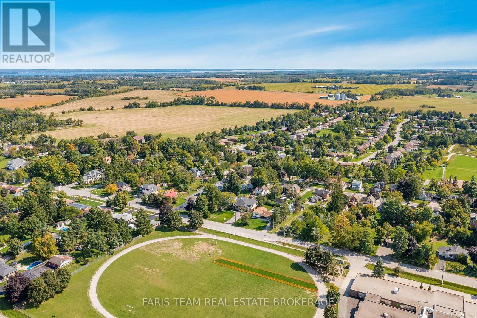 2108 Victoria Street, Innisfil, Ontario  L9S 1K4 - Photo 30 - N12485266