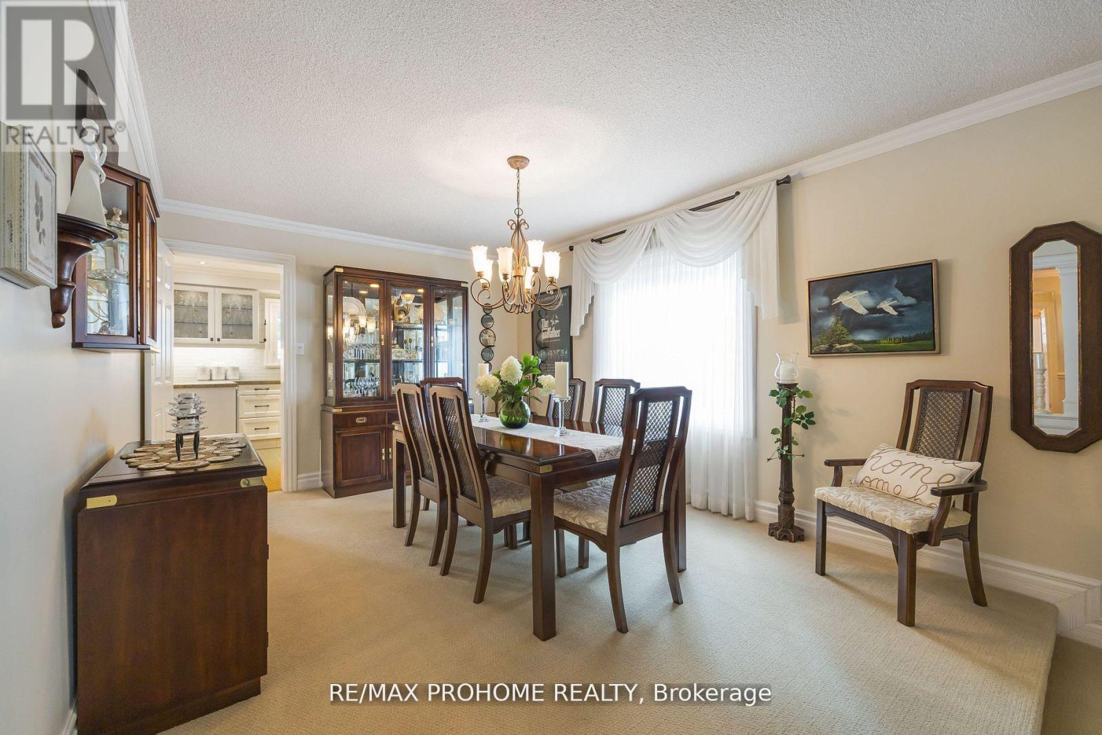 42 Foundry Crescent, Markham, Ontario  L3P 6W4 - Photo 9 - N12485299