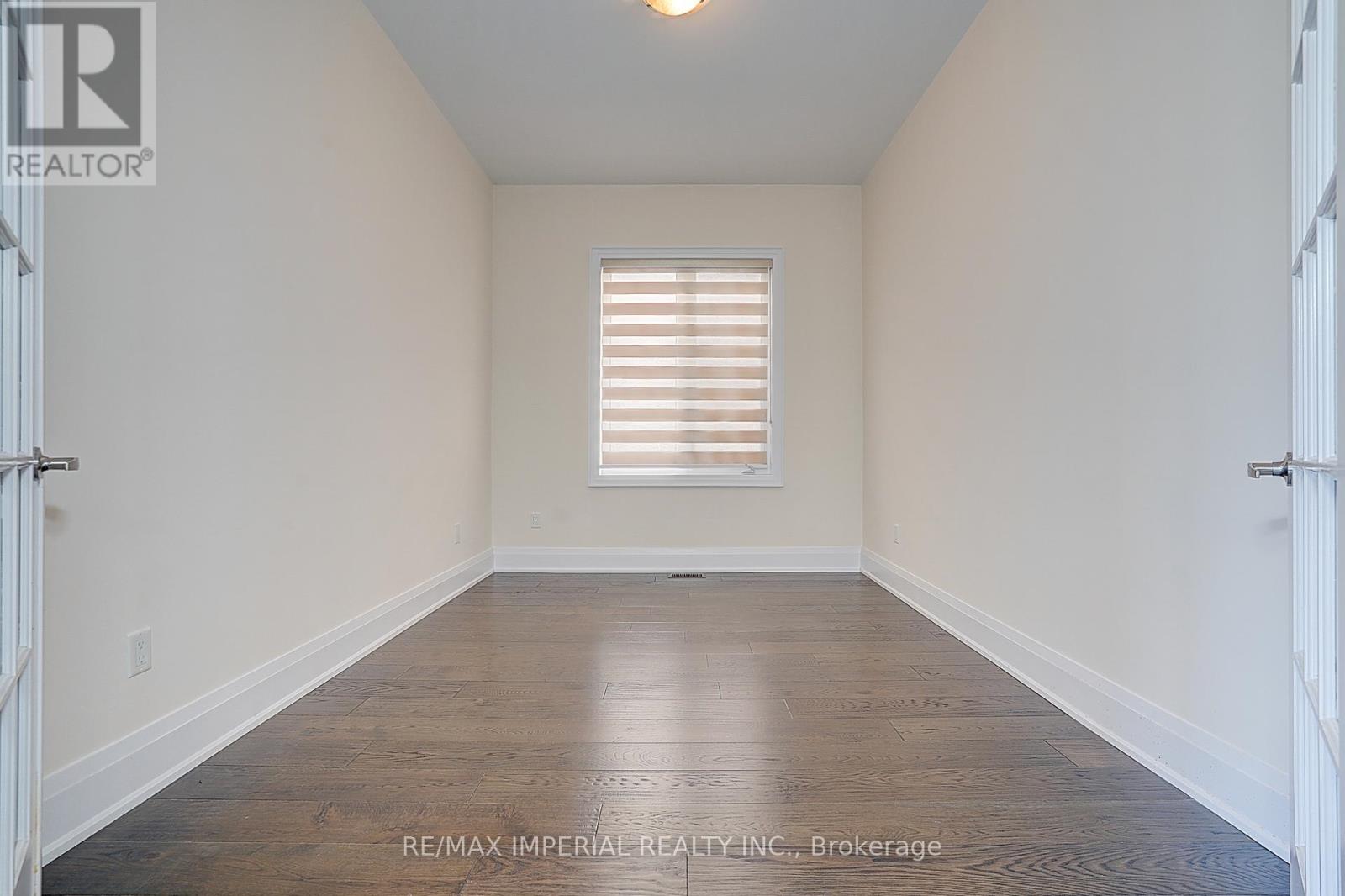 30 Orwell Drive, Vaughan, Ontario  L4H 4P7 - Photo 10 - N12485307