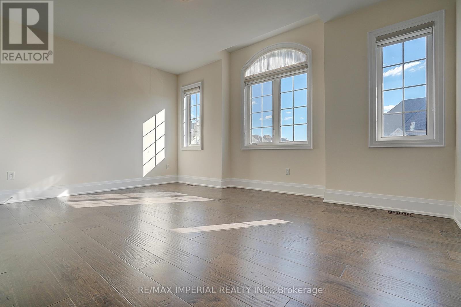 30 Orwell Drive, Vaughan, Ontario  L4H 4P7 - Photo 43 - N12485307