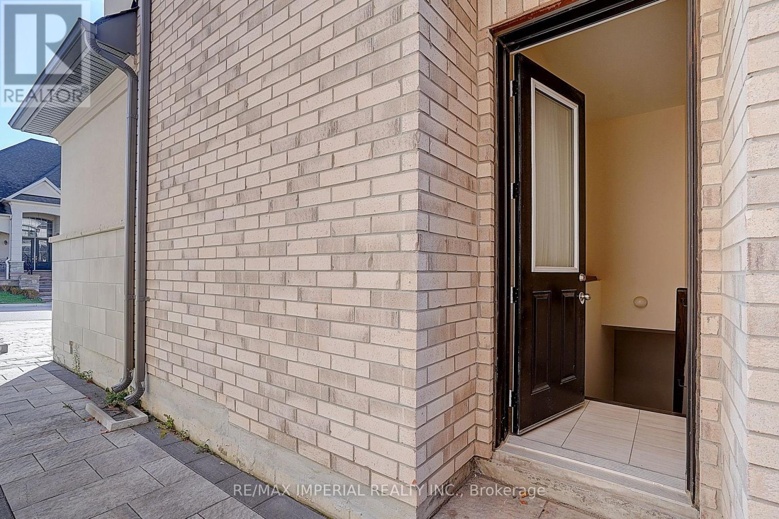 30 Orwell Drive, Vaughan, Ontario  L4H 4P7 - Photo 47 - N12485307