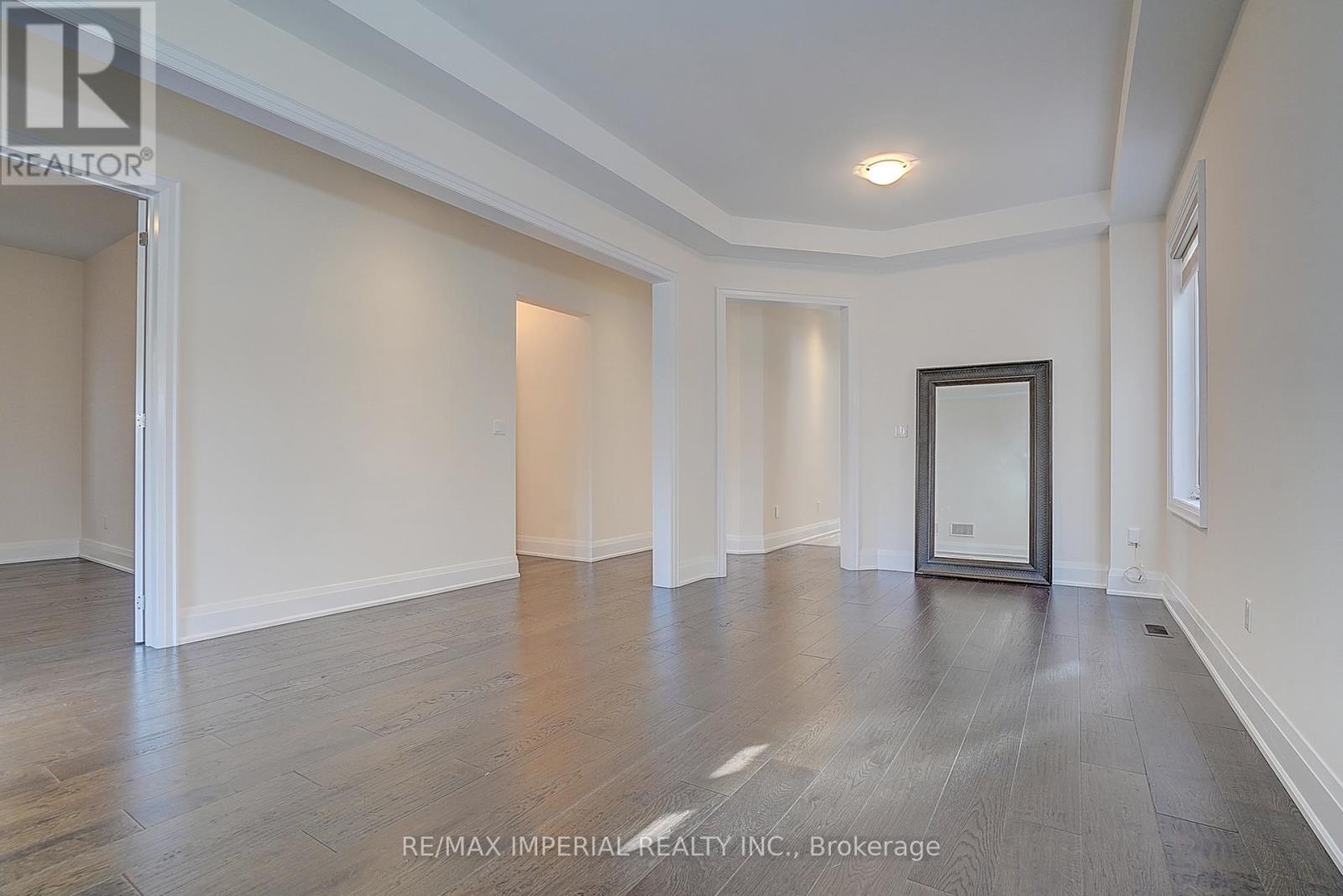 30 Orwell Drive, Vaughan, Ontario  L4H 4P7 - Photo 8 - N12485307